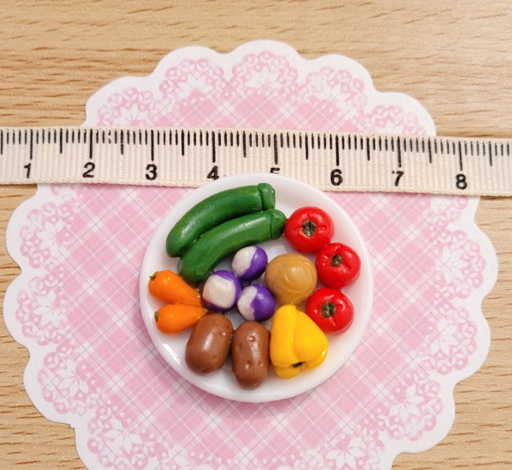 assiette de légume miniatures accessoires maisons de poupées maisons poupées